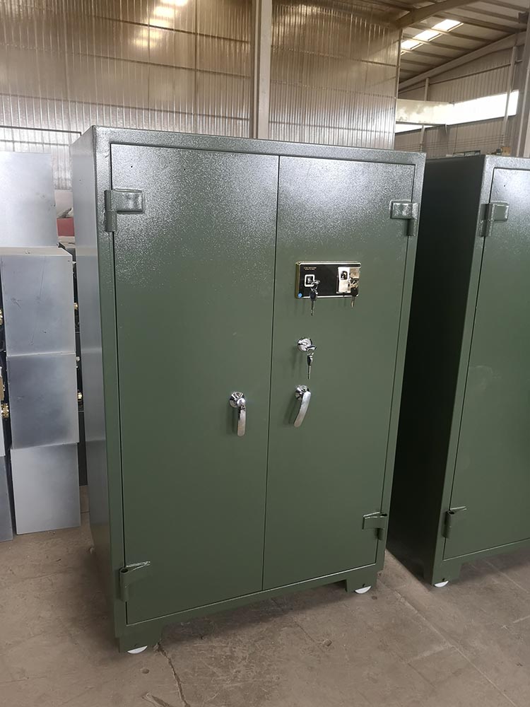 器材柜-军绿色