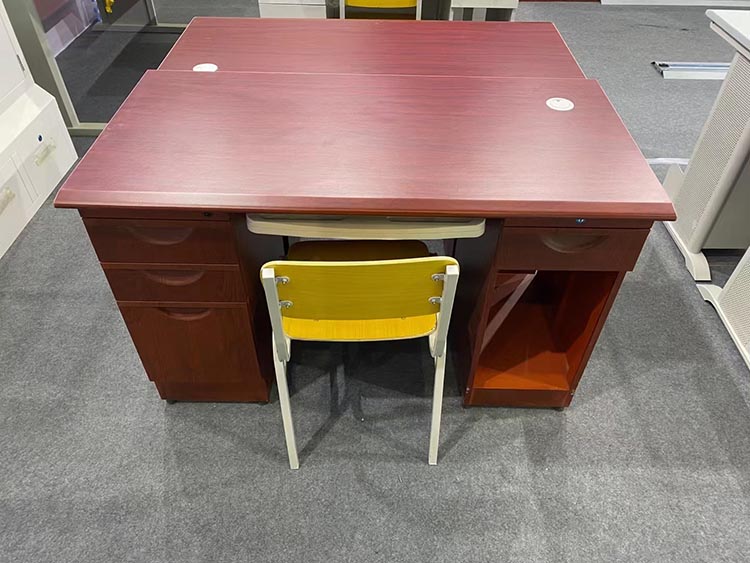 钢制办公桌8